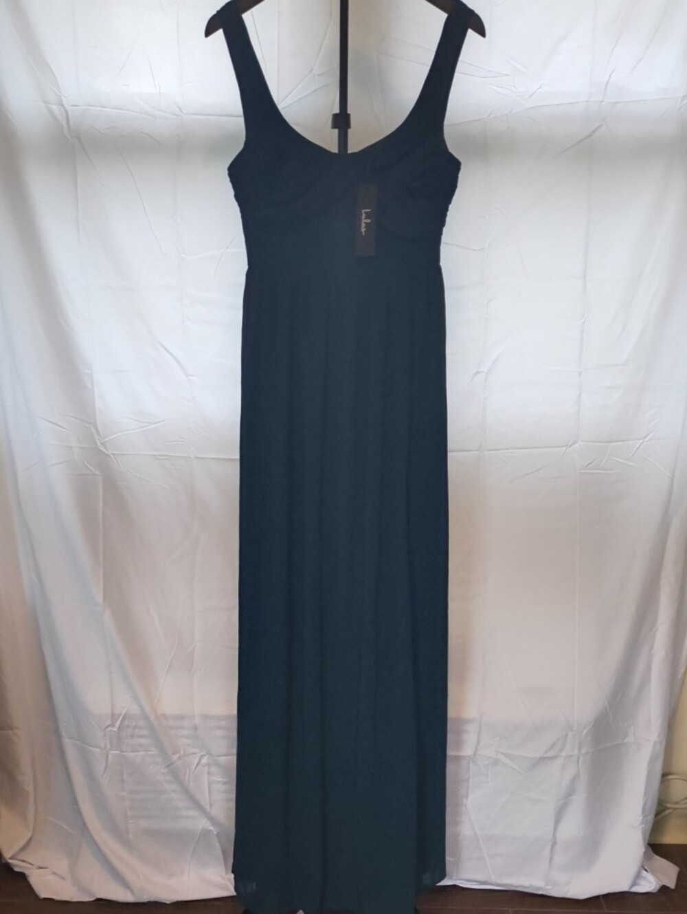 Women's Green Scoop Neck Maxi Dress